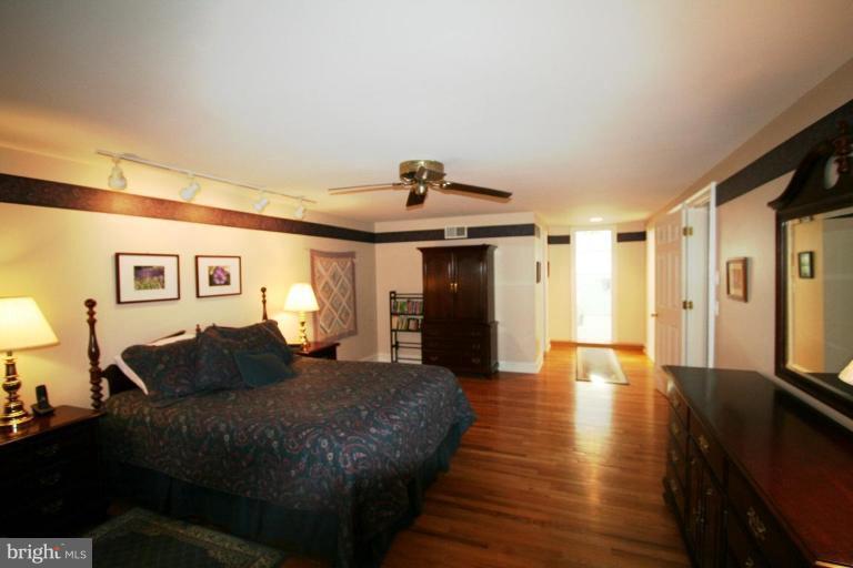 10810 Gainsborough Road Potomac, MD 20854 - Photo 14 of 29 Master Bedroom #2