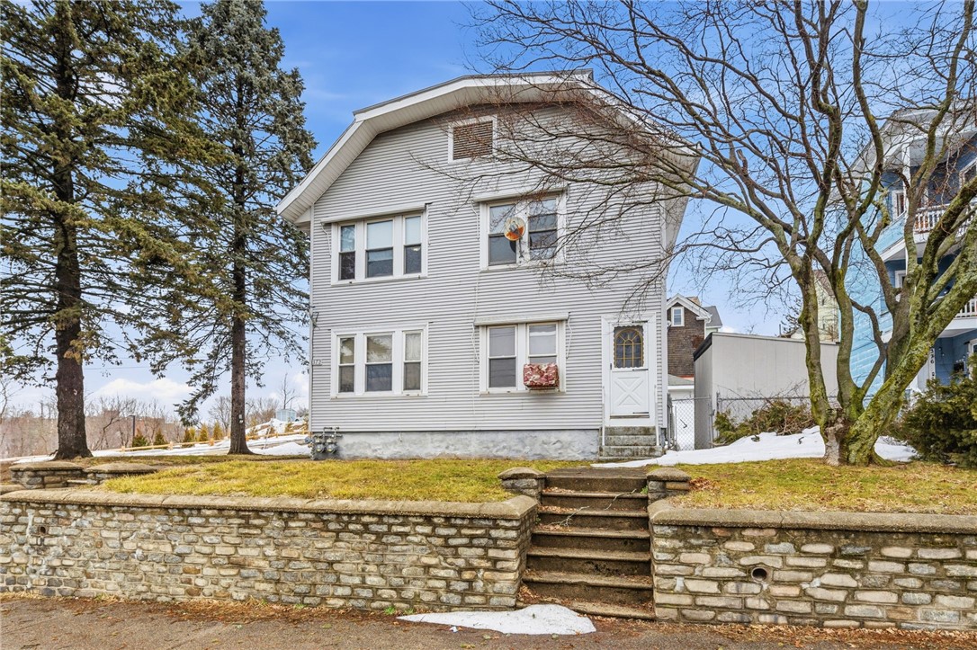 372 Cumberland Hill Road Woonsocket, RI 02895 - Photo 2 of 50