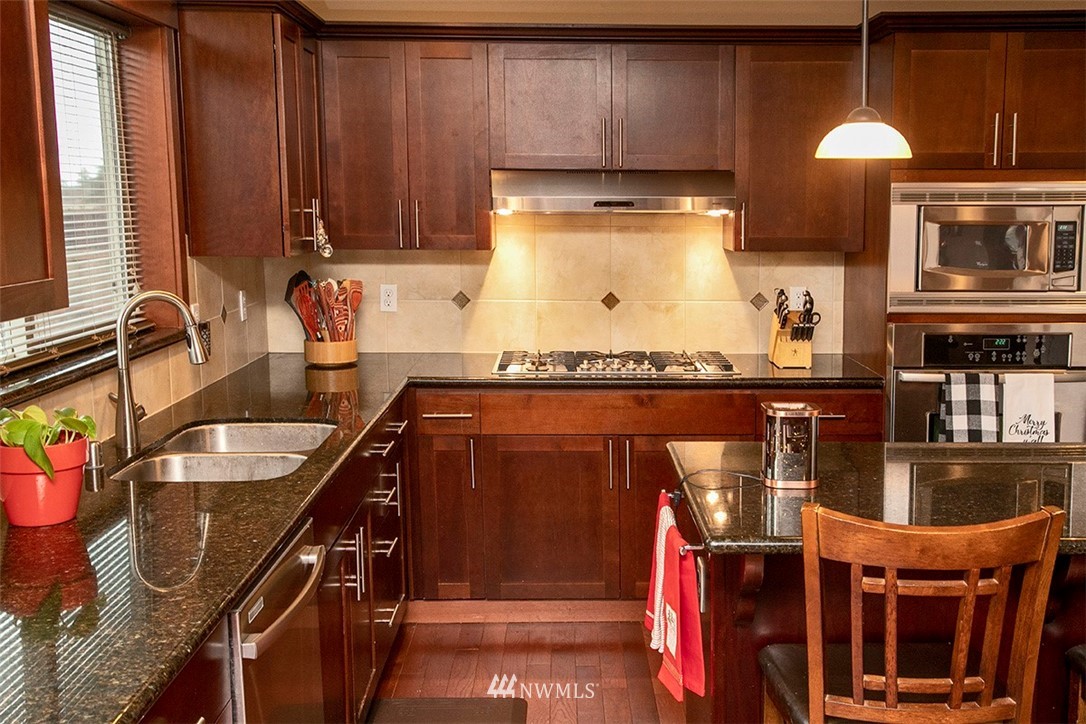 1028 Lyle Ridge Circle Oak Harbor, WA 98277 - Photo 12 of 40 Gallery Image 12