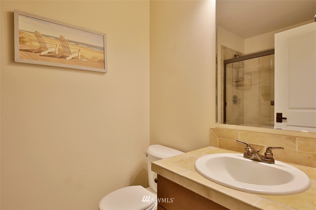 1028 Lyle Ridge Circle Oak Harbor, WA 98277 - Photo 18 of 40 Gallery Image 18