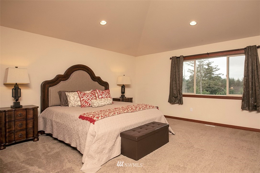 1028 Lyle Ridge Circle Oak Harbor, WA 98277 - Photo 21 of 40 Gallery Image 21