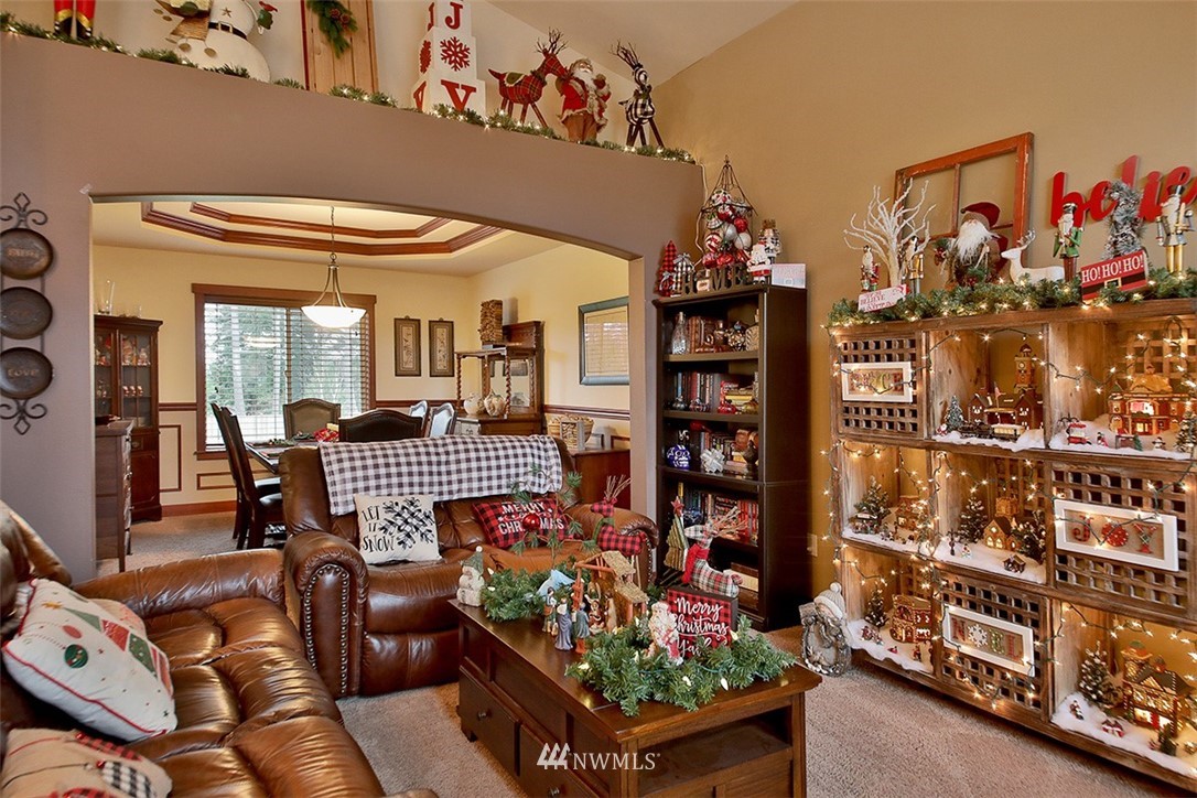 1028 Lyle Ridge Circle Oak Harbor, WA 98277 - Photo 4 of 40 Gallery Image 4