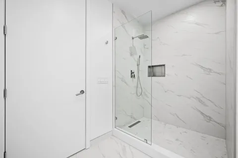 $1,450,000 | 220 Lake Shore Drive, Unit 915, Lake Park, FL 33403