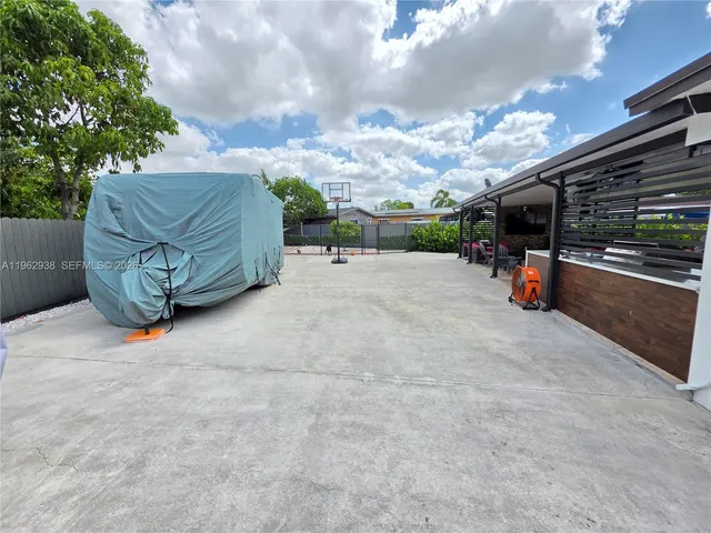 $690,000 | 19631 Northwest 45th Avenue, Miami Gardens, FL 33055