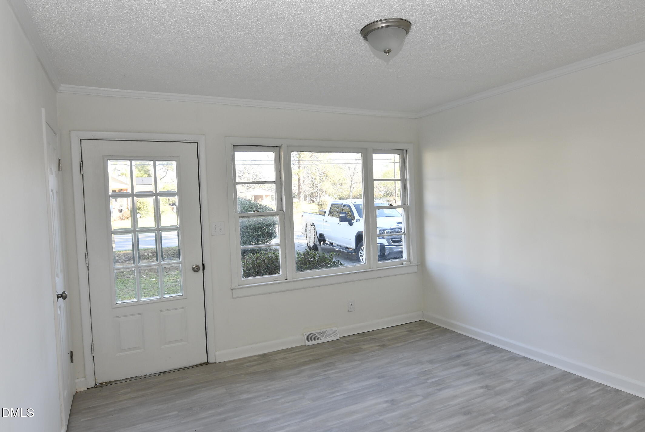703 West Main Street Clinton, NC 28328 - Photo 11 of 19