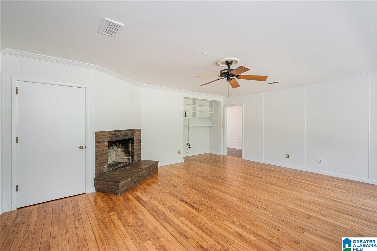 2716 Woodridge Road Birmingham, AL 35223 - Photo 14 of 37