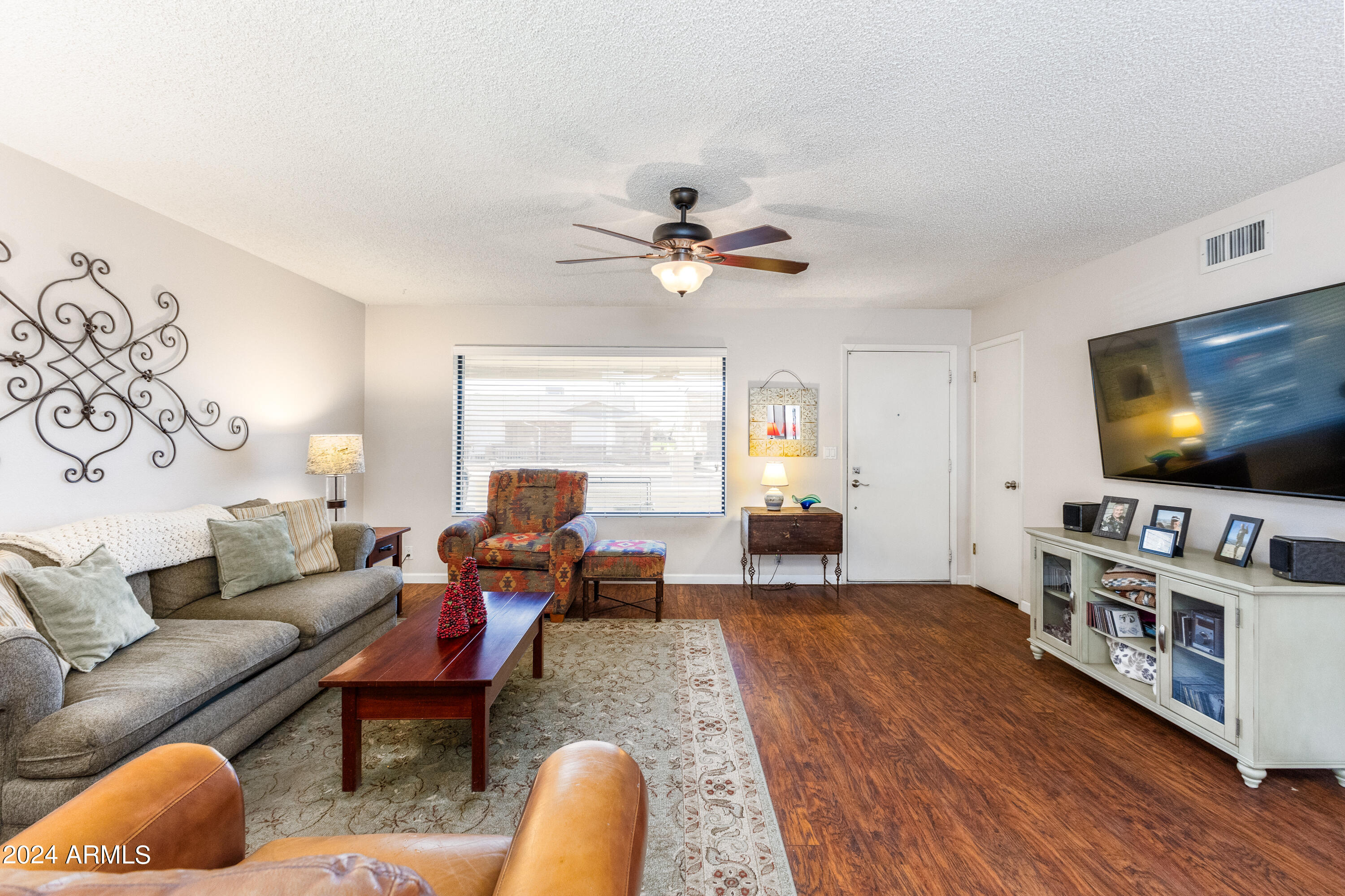 507 South Racine Mesa, AZ 85206 - Photo 3 of 45 507 S Racine-5