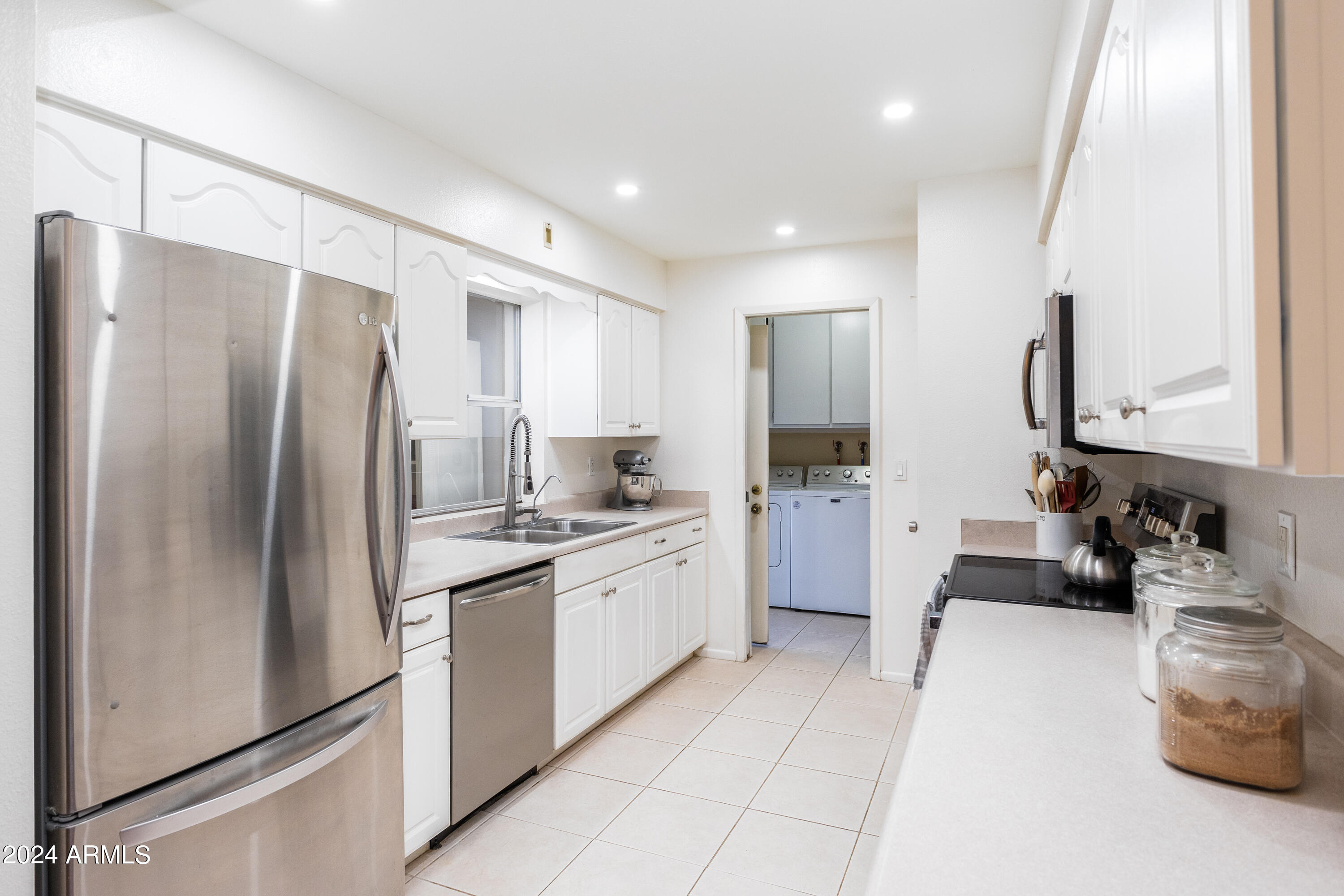507 South Racine Mesa, AZ 85206 - Photo 8 of 45 507 S Racine-12