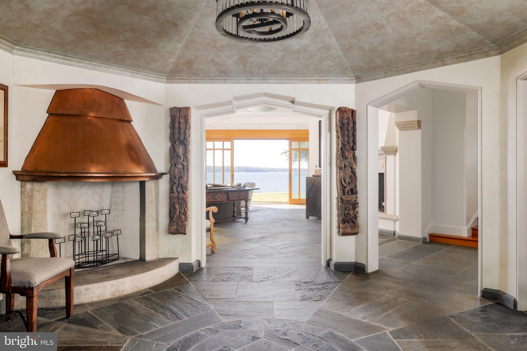 622 Magothy Road Gibson Island, MD 21056 - Photo 14 of 50 Hallway transition