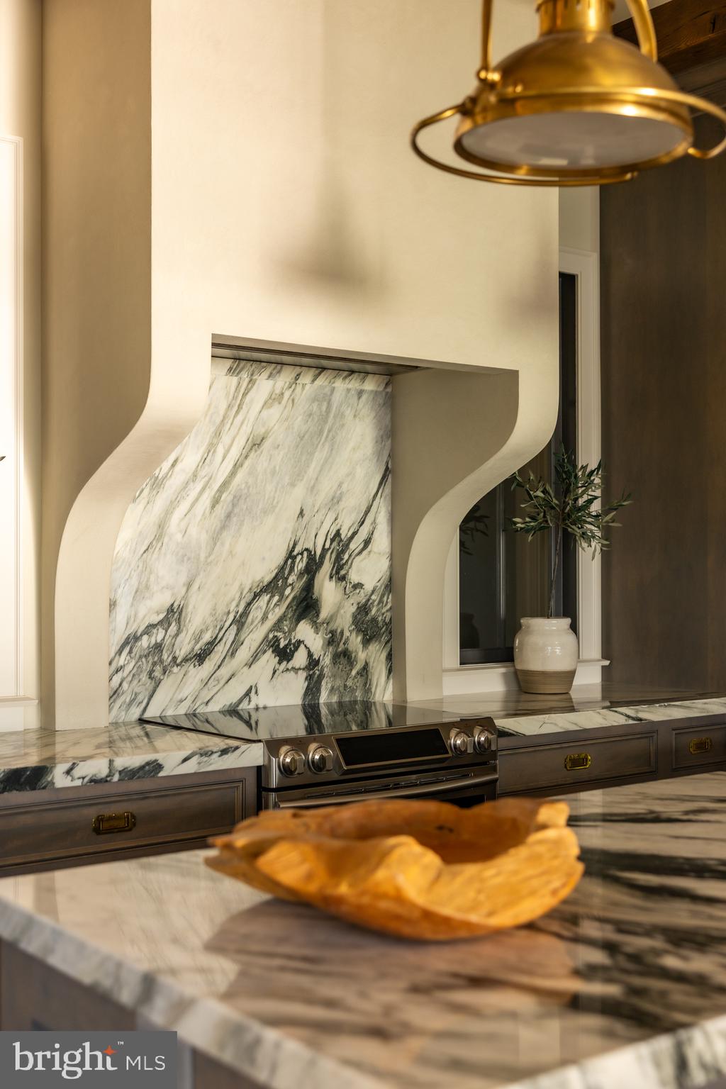 622 Magothy Road Gibson Island, MD 21056 - Photo 23 of 50 Custom backsplash