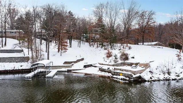 $445,000 | 525 Arrowhead Lane, Litchfield, IL 62056