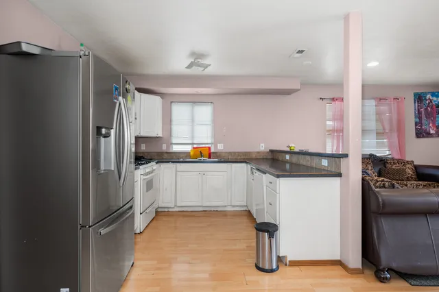 $475,000 | 2411-2413 East Columbia Avenue, Spokane, WA 99208