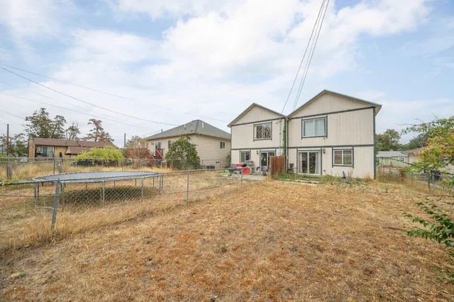 $475,000 | 2411-2413 East Columbia Avenue, Spokane, WA 99208