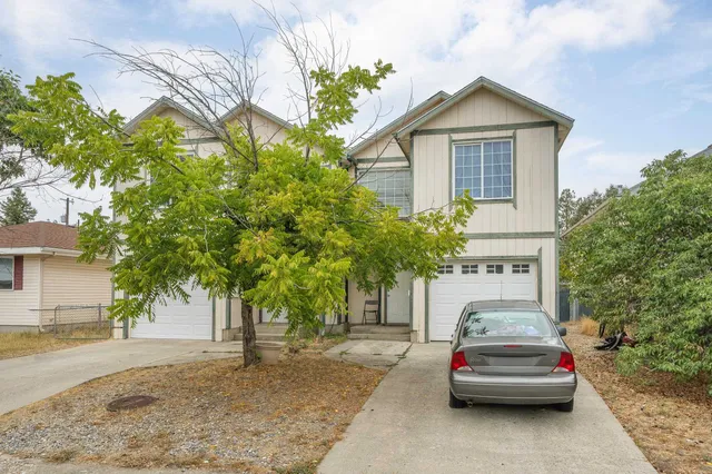 $475,000 | 2411-2413 East Columbia Avenue, Spokane, WA 99208