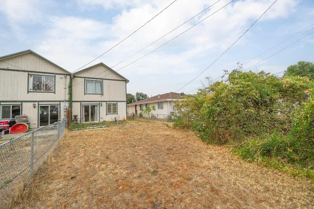 $475,000 | 2411-2413 East Columbia Avenue, Spokane, WA 99208