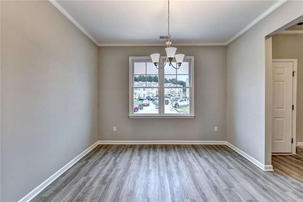 2776 Laurel Ridge Circle East Point, GA 30344 - Photo 8 of 47