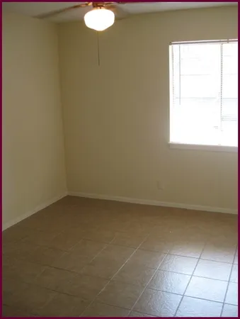 $975 | 2612 Salado Street, Unit 102, Austin, TX 78705