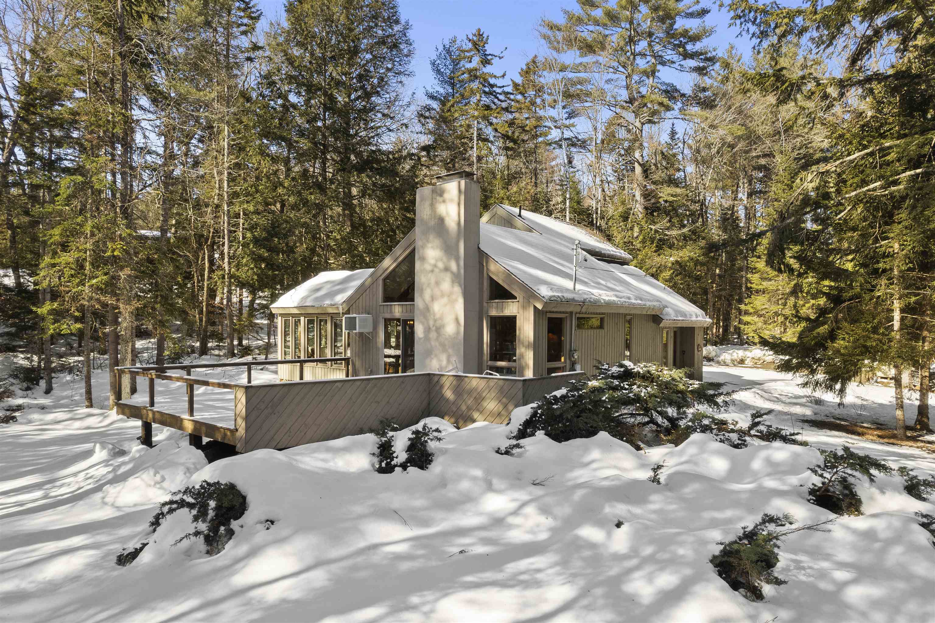 28 Redbrook Road Winhall, VT 05340 - Photo 2 of 38