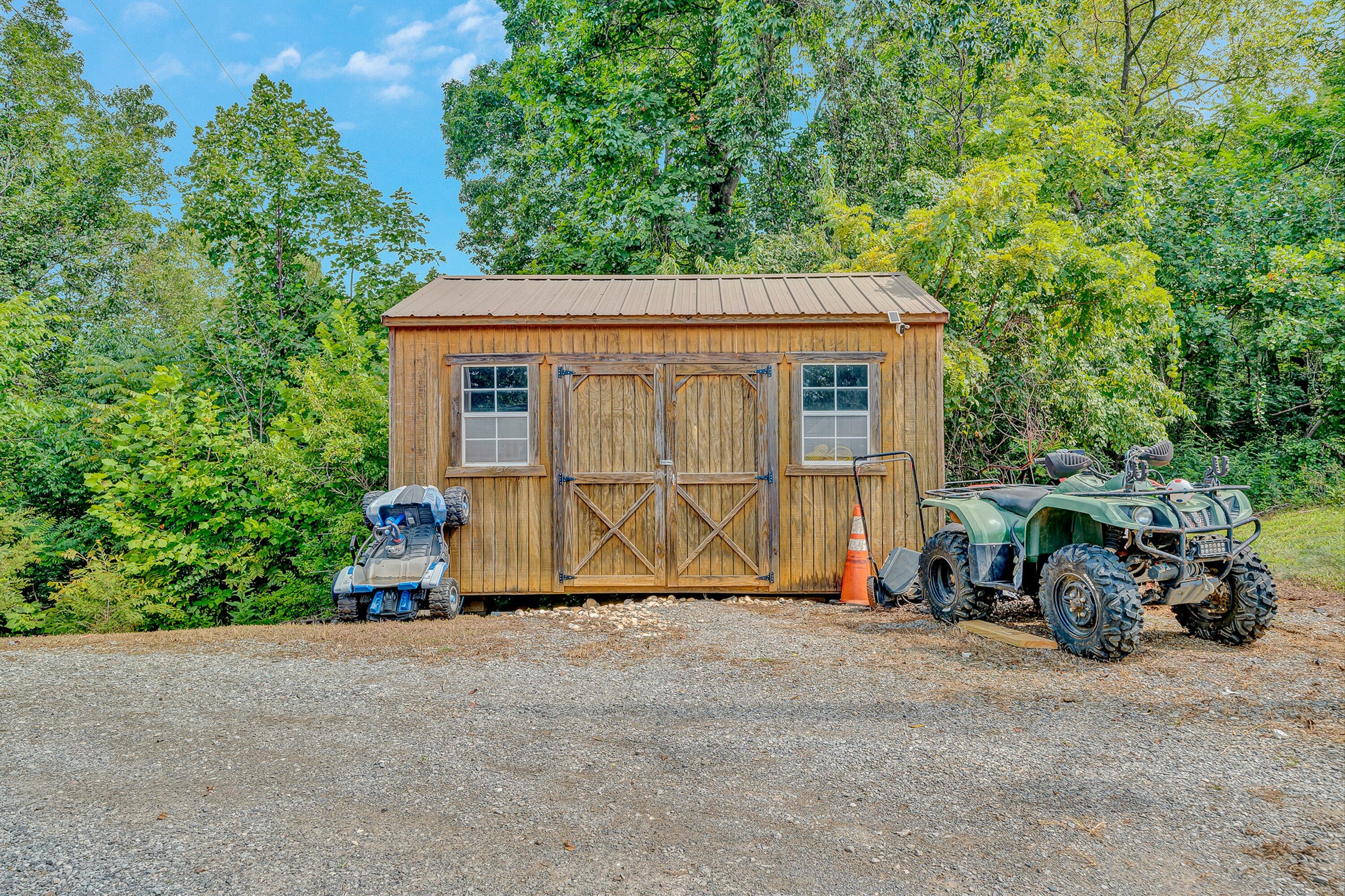 75 Walnut Ridge Road Troutville, VA 24175 - Photo 23 of 41 IMG_1978