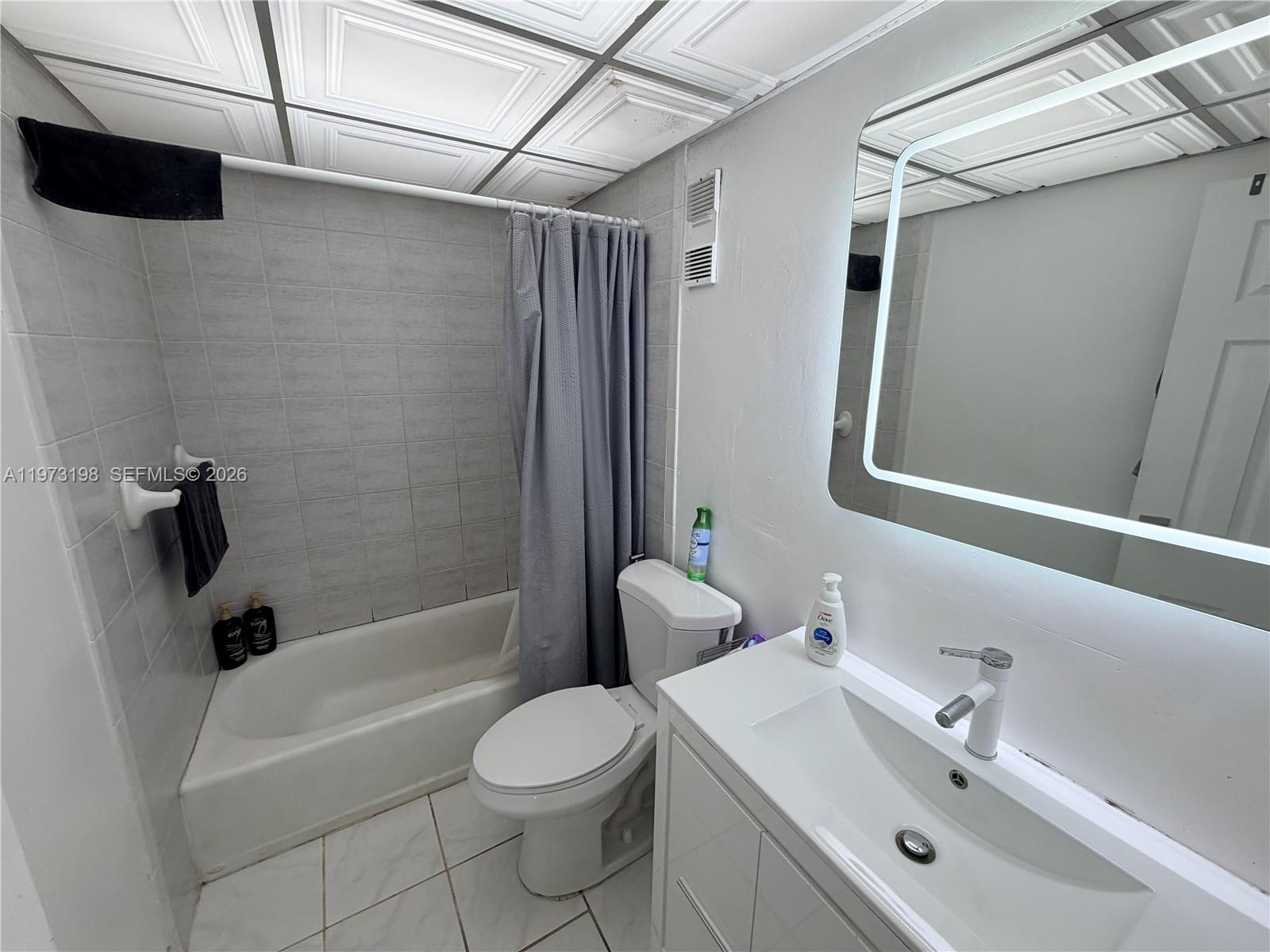 1825 West 44th Place, Unit 206 Hialeah, FL 33012 - Photo 14 of 16