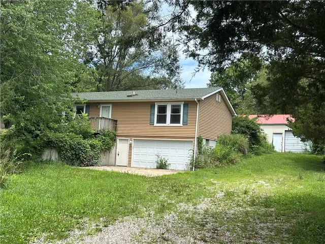 $310,000 | 34908 East Shores Road, Lone Jack, MO 64070