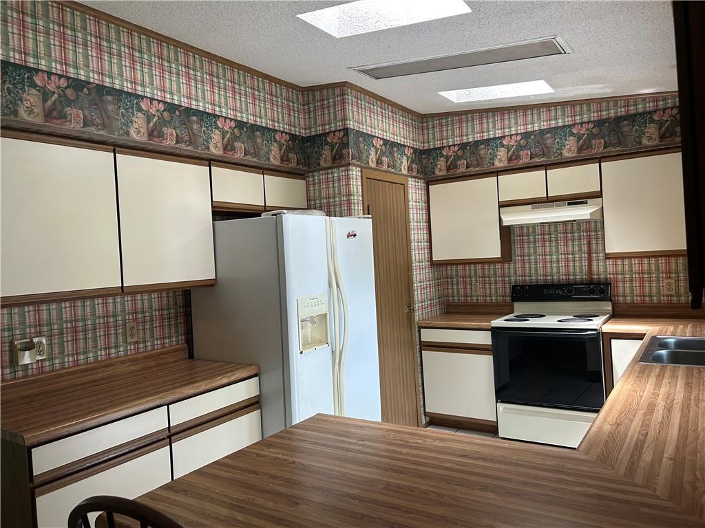 34908 East Shores Road Lone Jack, MO 64070 - Photo 9 of 32