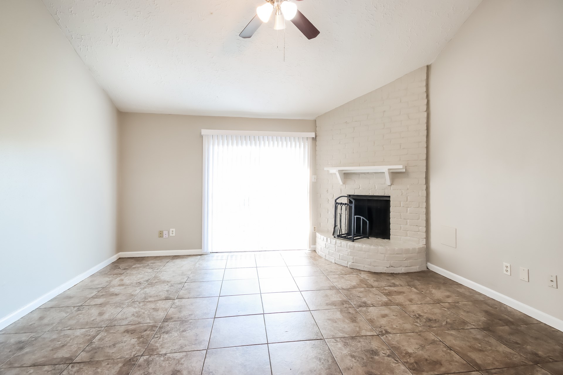 5418 Quail Tree Lane Humble, TX 77346 - Photo 3 of 16