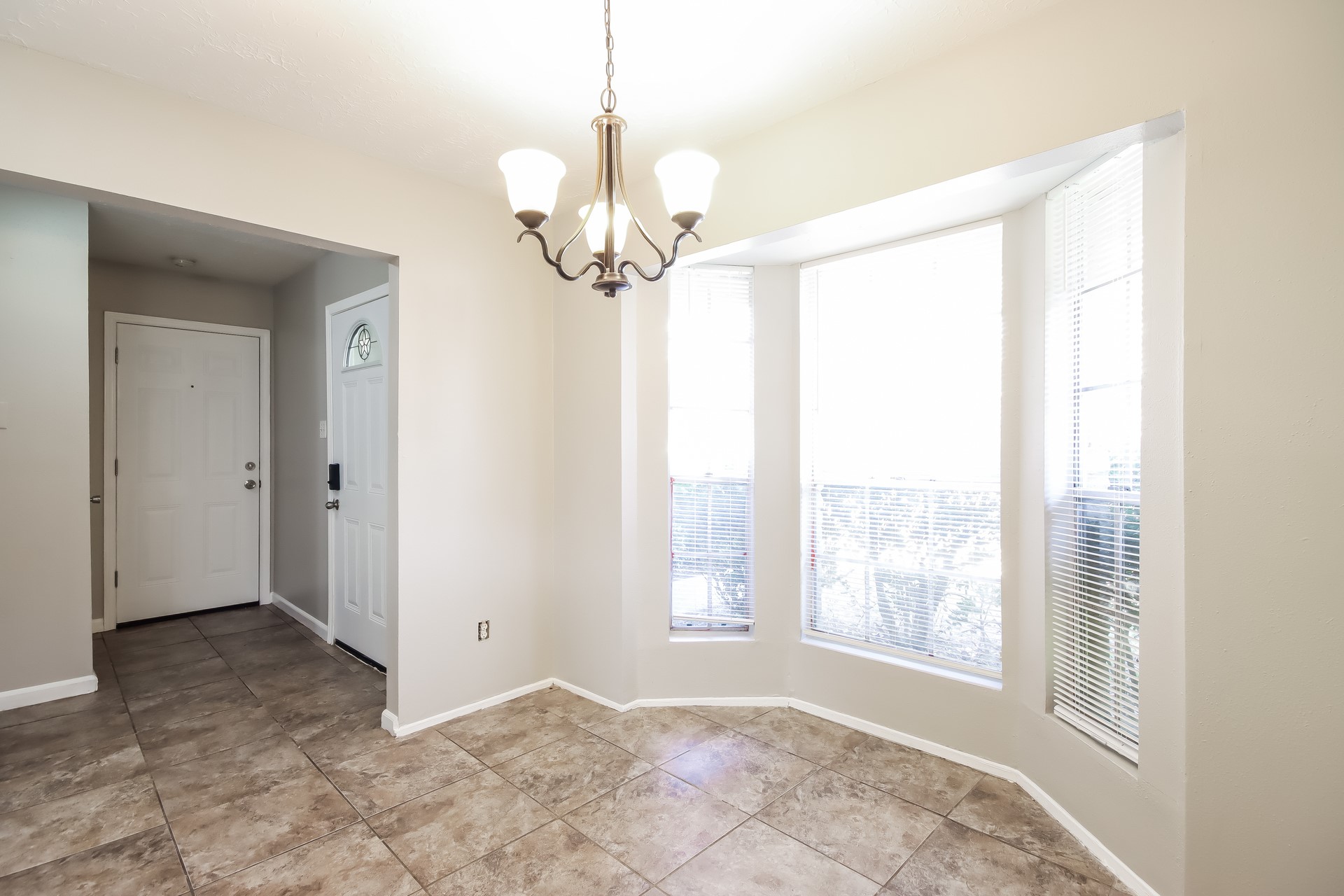 5418 Quail Tree Lane Humble, TX 77346 - Photo 5 of 16