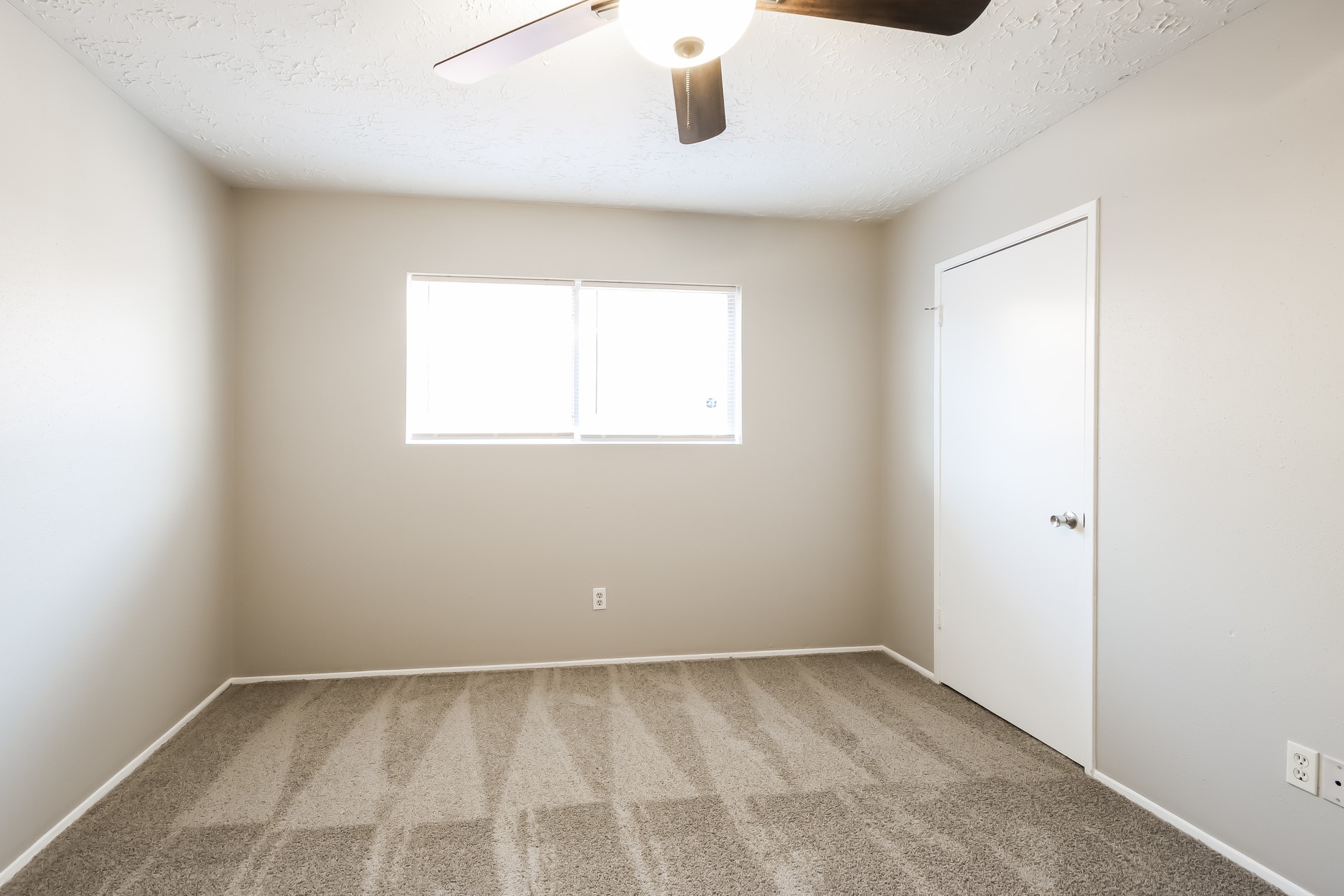 5418 Quail Tree Lane Humble, TX 77346 - Photo 8 of 16