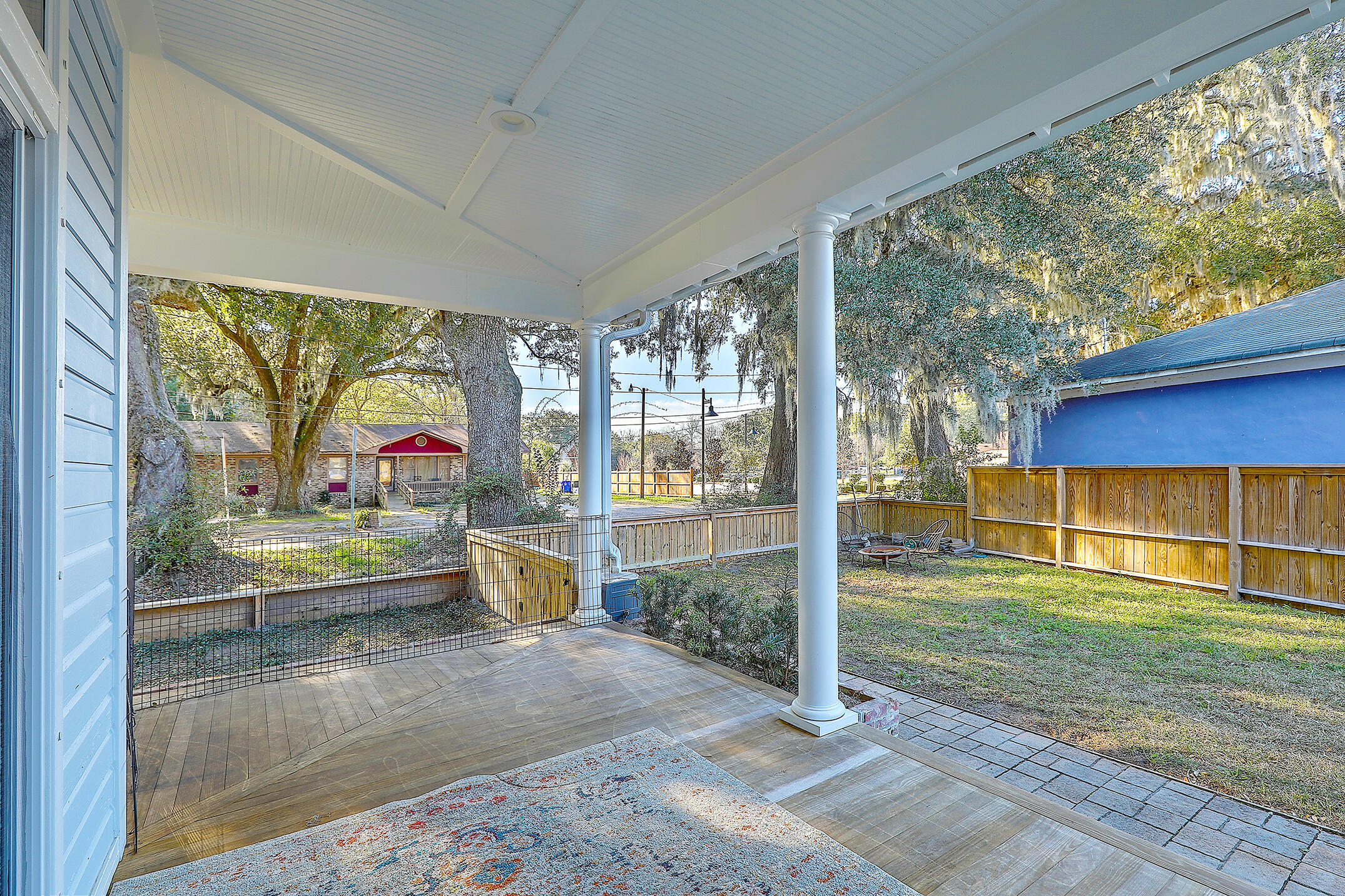 1142 Camp Road Charleston, SC 29412 - Photo 29 of 33 CornerPorch