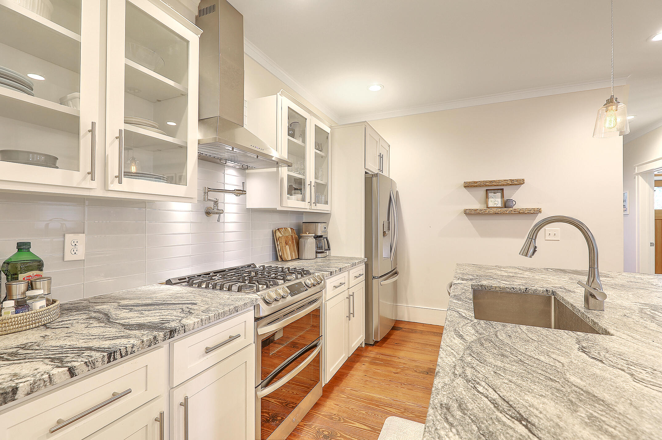 1142 Camp Road Charleston, SC 29412 - Photo 8 of 33 Kitch