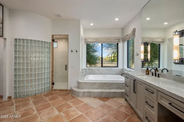 $6,000,000 | 28425 North 160th Street, Scottsdale, AZ 85262