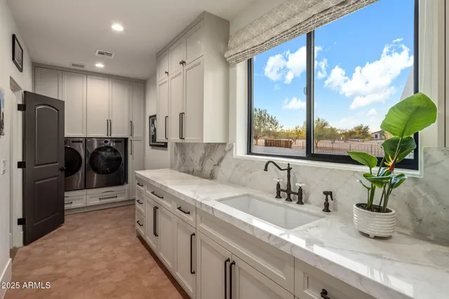 $6,000,000 | 28425 North 160th Street, Scottsdale, AZ 85262