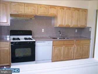 204 Peach Road Edgewater Park, NJ 08010 - Photo 3 of 6 Kitchen