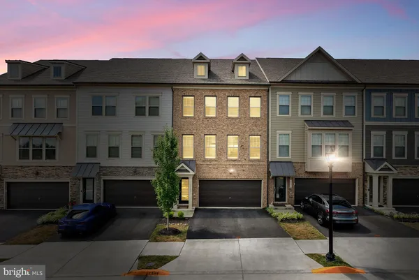 $749,990 | 1093 Venifena Terrace Southeast, Leesburg, VA 20175
