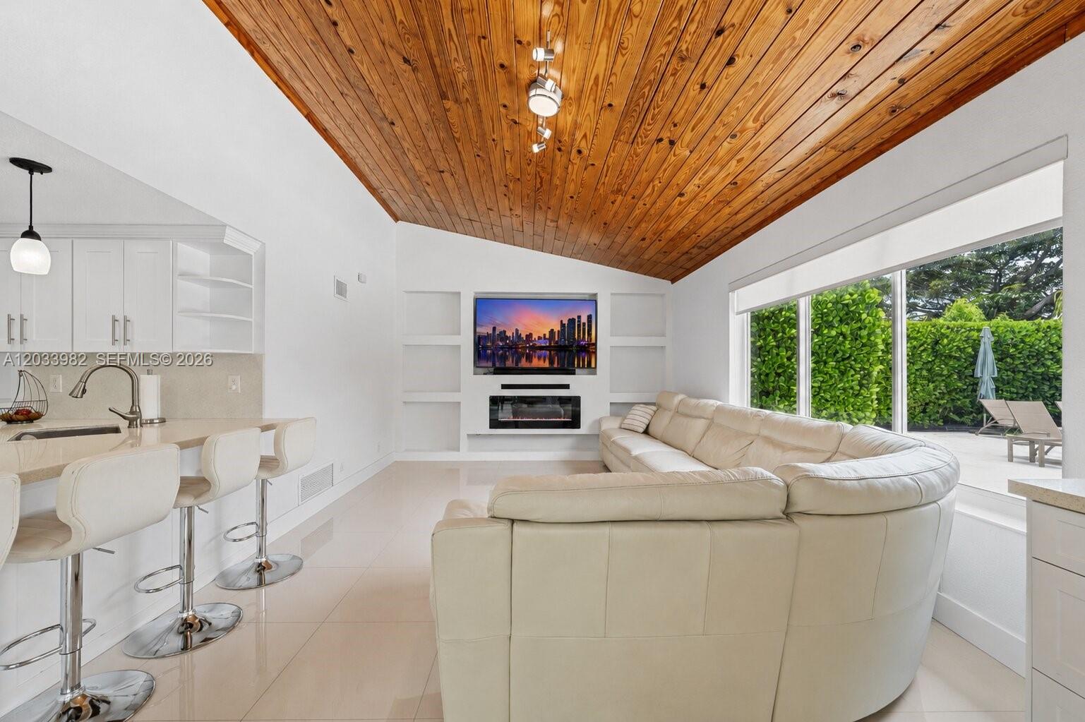 9780 Southwest 19th Street Miami, FL 33165 - Photo 10 of 34