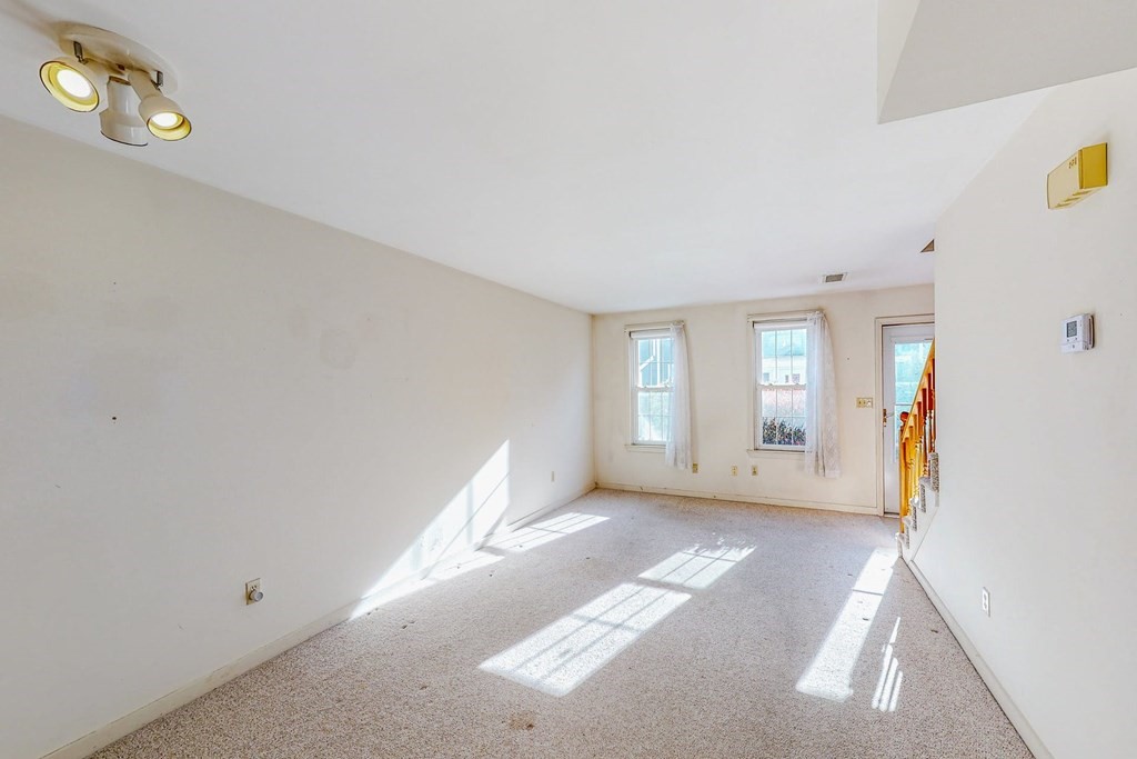 23 Wenlock Road, Unit 23 Boston, MA 02122 - Photo 11 of 29 Gallery Image 11