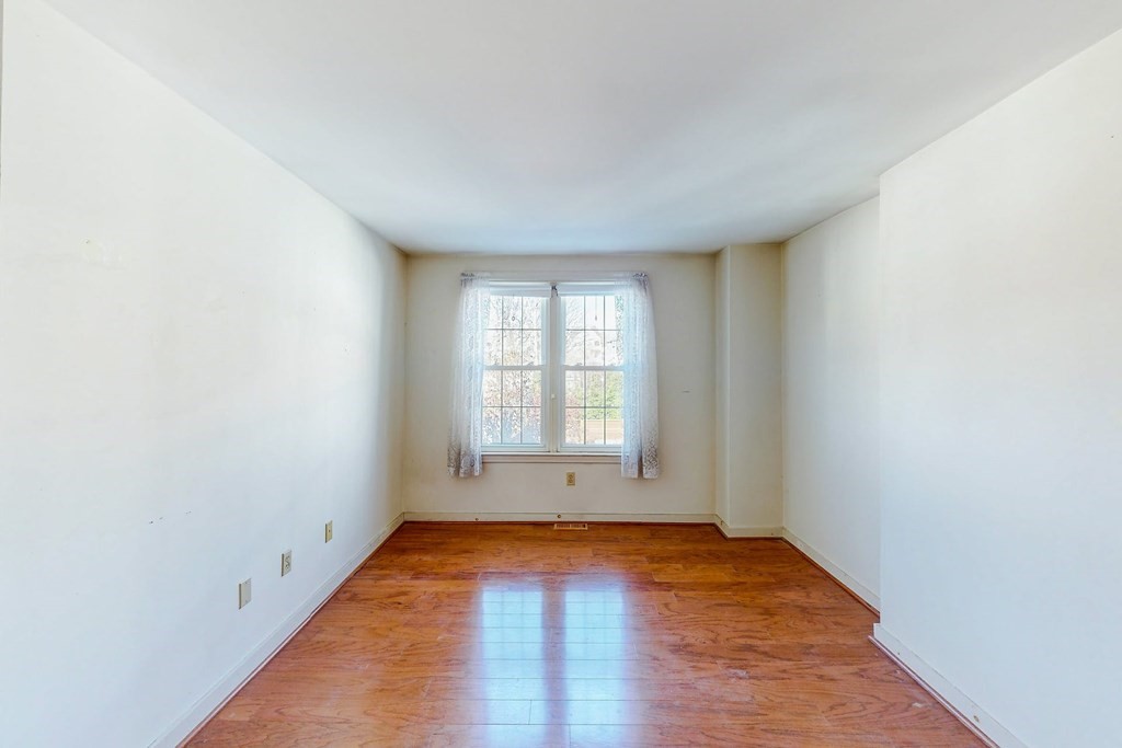 23 Wenlock Road, Unit 23 Boston, MA 02122 - Photo 17 of 29 Gallery Image 17