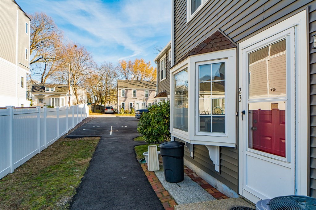 23 Wenlock Road, Unit 23 Boston, MA 02122 - Photo 26 of 29 Gallery Image 26