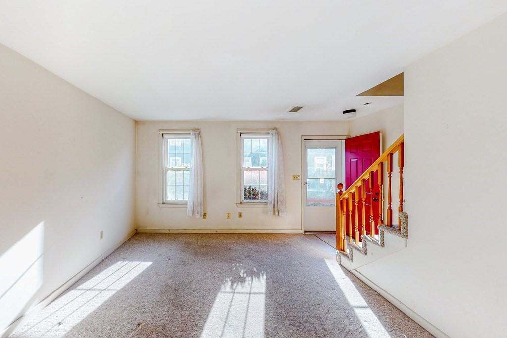23 Wenlock Road, Unit 23 Boston, MA 02122 - Photo 10 of 29 Gallery Image 10