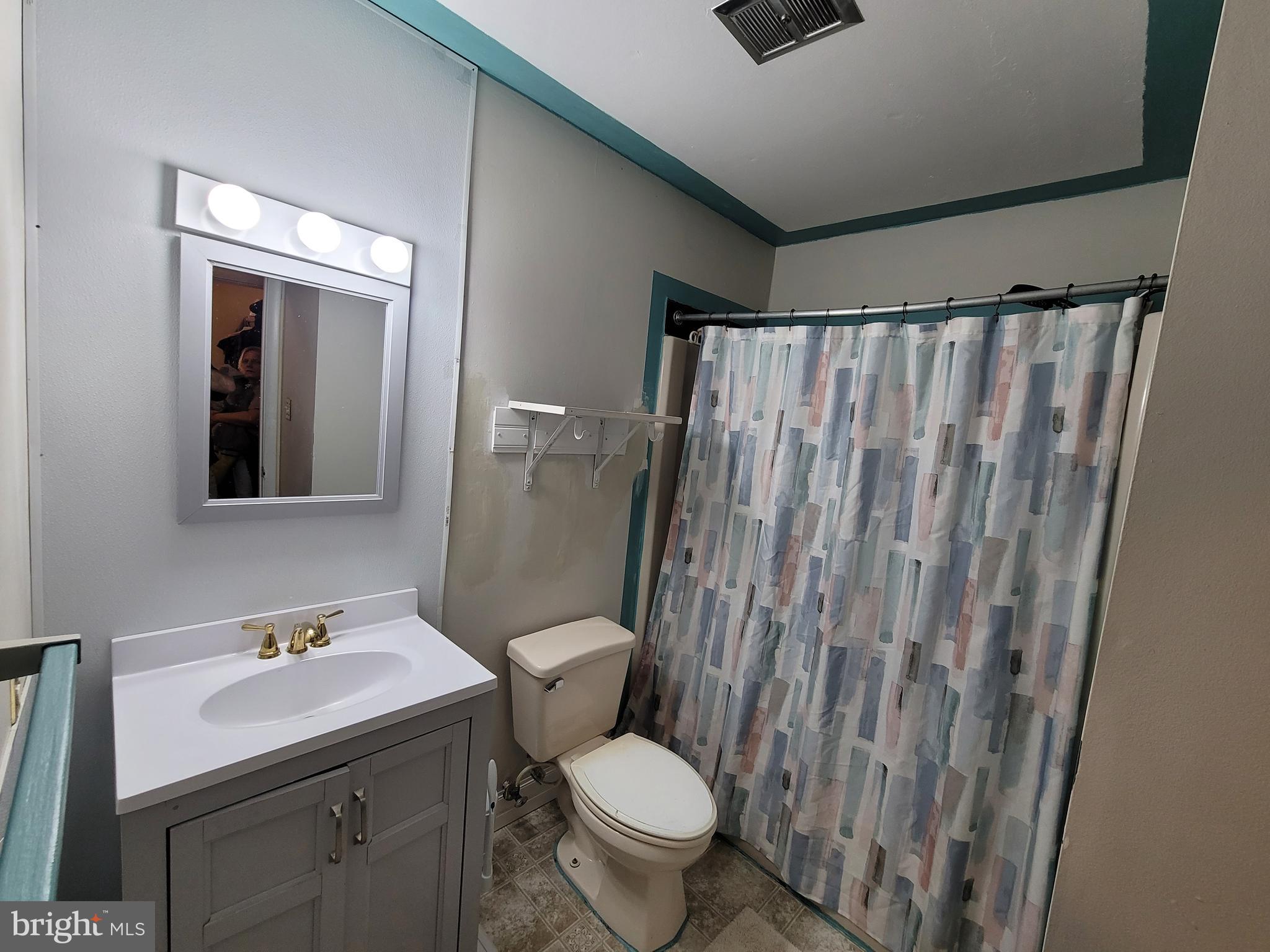9 Thornbury Road Reading, PA 19606 - Photo 8 of 13 Gallery Image 8