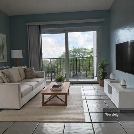 $2,150 | 5501 Northwest 7th Street, Unit E301, Miami, FL 33126