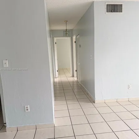 $2,150 | 5501 Northwest 7th Street, Unit E301, Miami, FL 33126