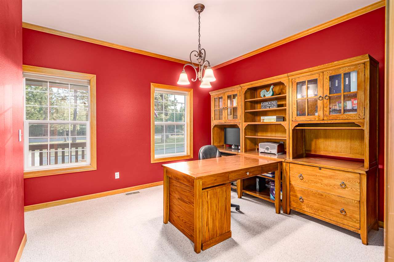 5303 East Silver Pine Road Colbert, WA 99005 - Photo 9 of 20