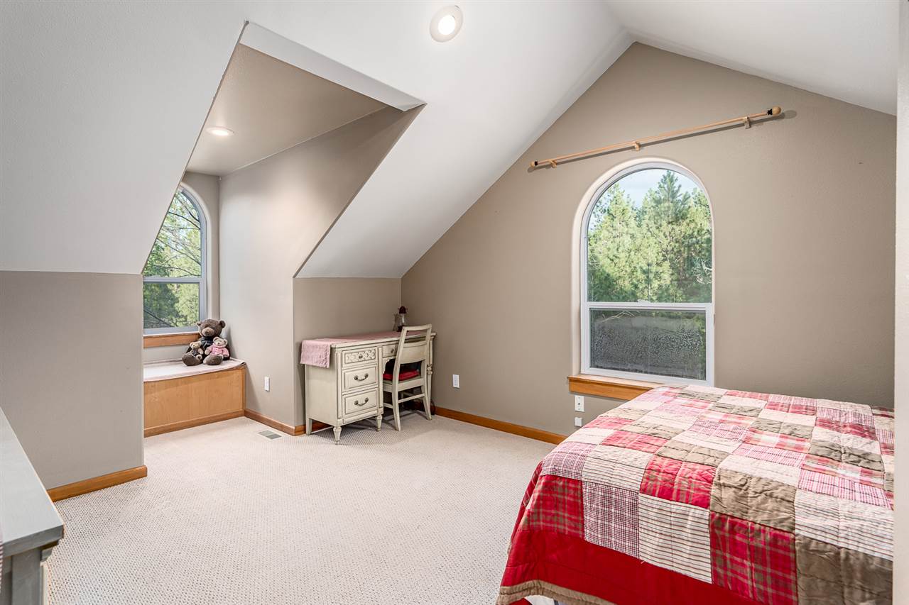 5303 East Silver Pine Road Colbert, WA 99005 - Photo 10 of 20