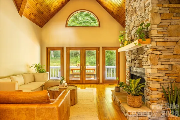 $1,100,000 | 226 Wildcat Mountain Road, Sylva, NC 28779