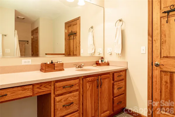 $1,100,000 | 226 Wildcat Mountain Road, Sylva, NC 28779