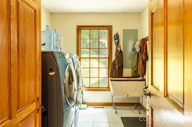 a view of front door and porch