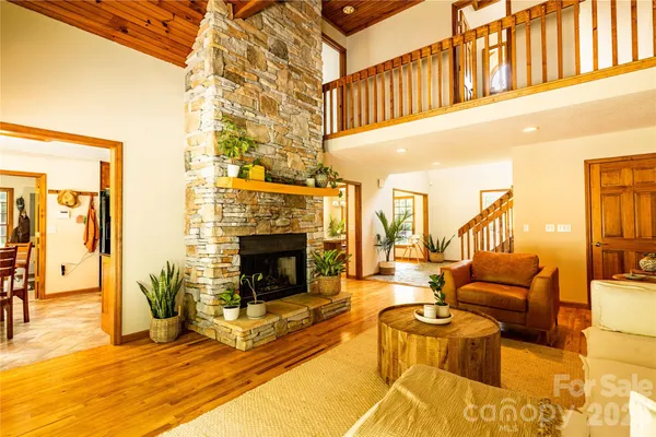 $1,100,000 | 226 Wildcat Mountain Road, Sylva, NC 28779