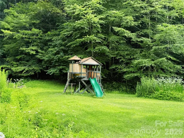 $1,100,000 | 226 Wildcat Mountain Road, Sylva, NC 28779